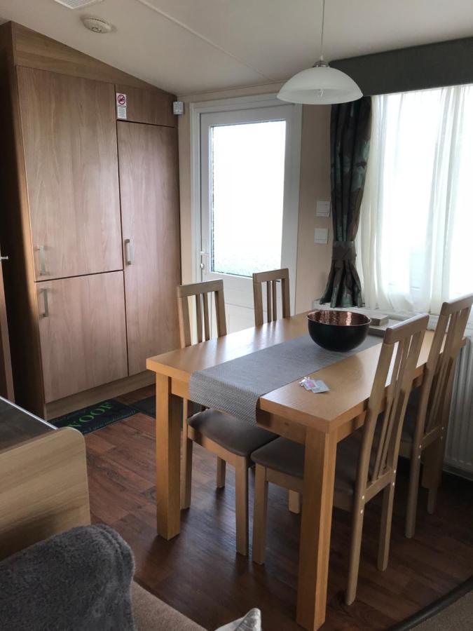 Bobby'S Bolthole Apartment Heysham Exterior photo