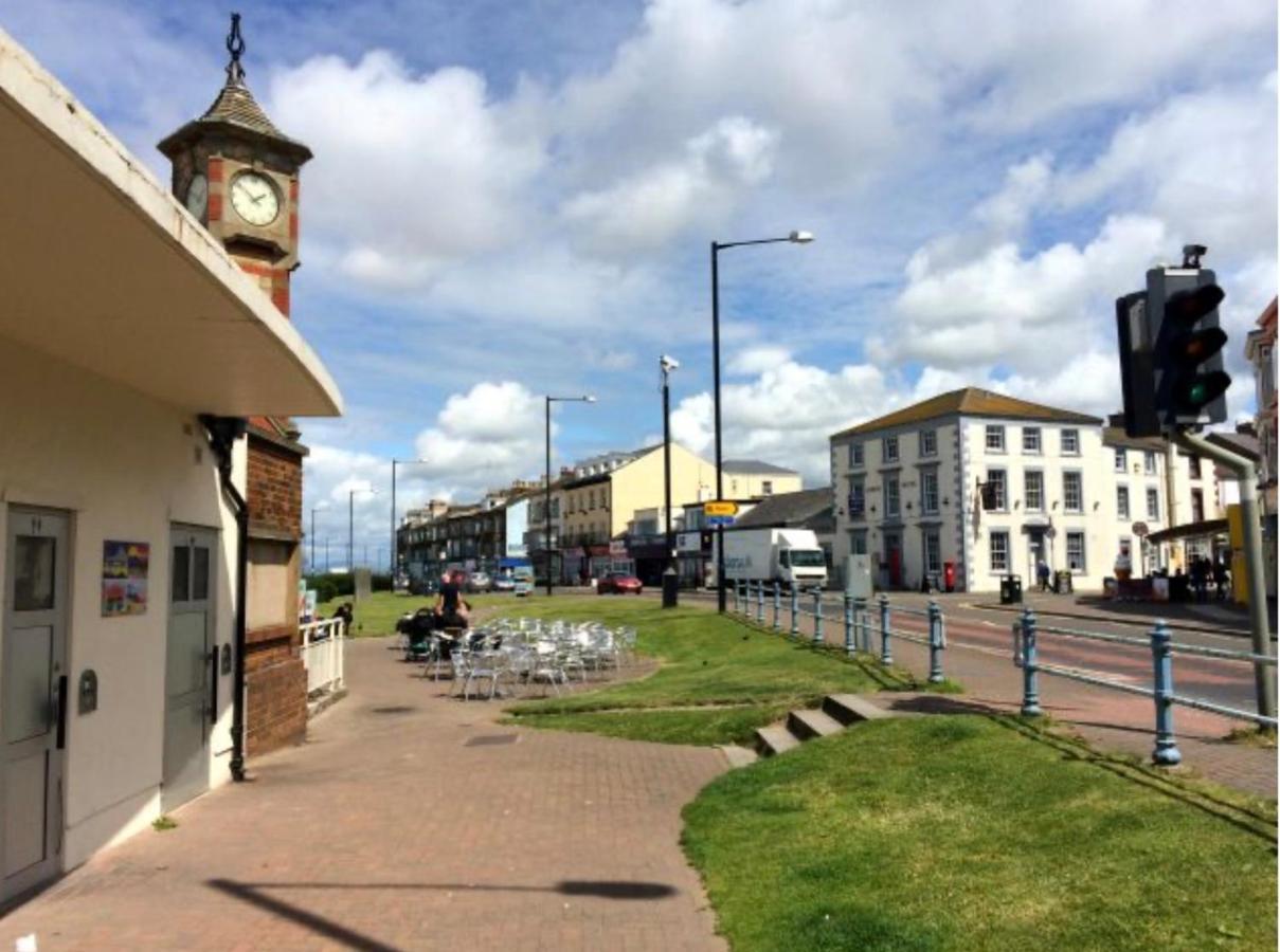 Bobby'S Bolthole Apartment Heysham Exterior photo